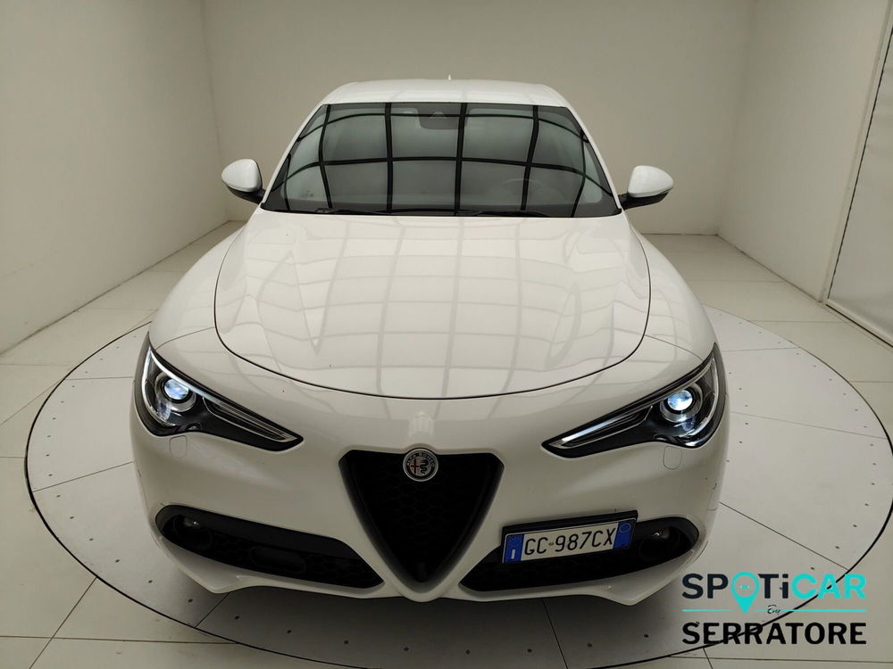 Alfa Romeo Stelvio usata a Como (2)