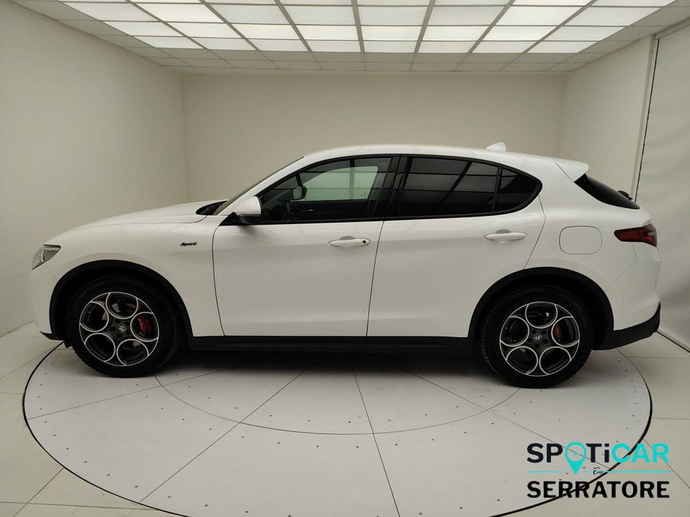 Alfa Romeo Stelvio usata a Como (4)