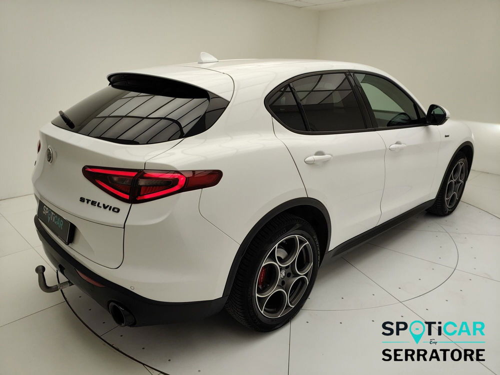 Alfa Romeo Stelvio usata a Como (5)