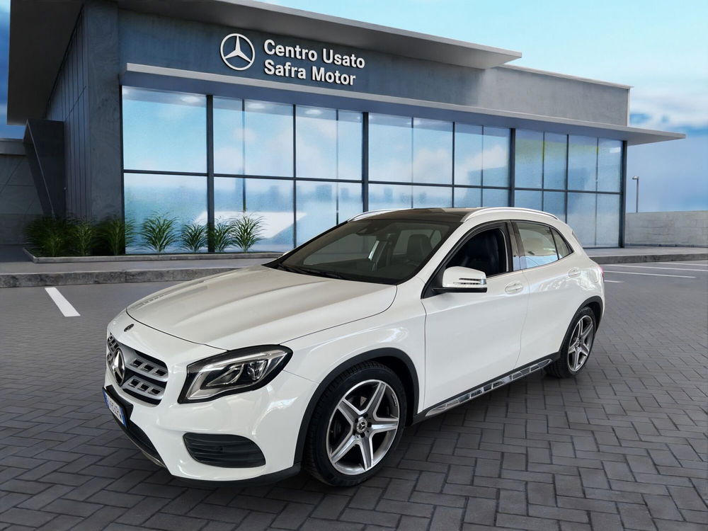 Mercedes-Benz GLA SUV usata a Cosenza