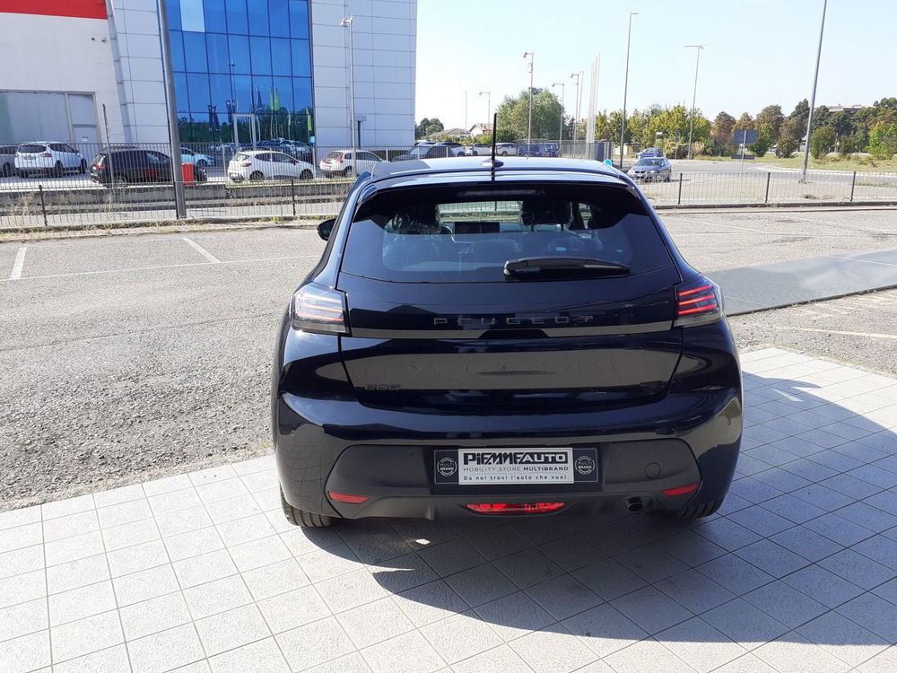 Peugeot 208 nuova a Parma (6)