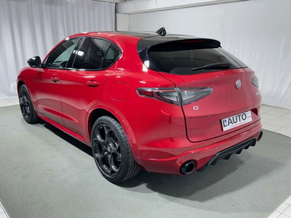 Alfa Romeo Stelvio nuova a Sondrio (3)