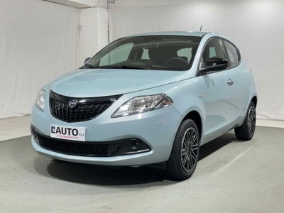 Lancia Ypsilon 1.0 FireFly 5 porte S&amp;S Hybrid Ecochic A. Ferretti del 2023 usata a Caspoggio