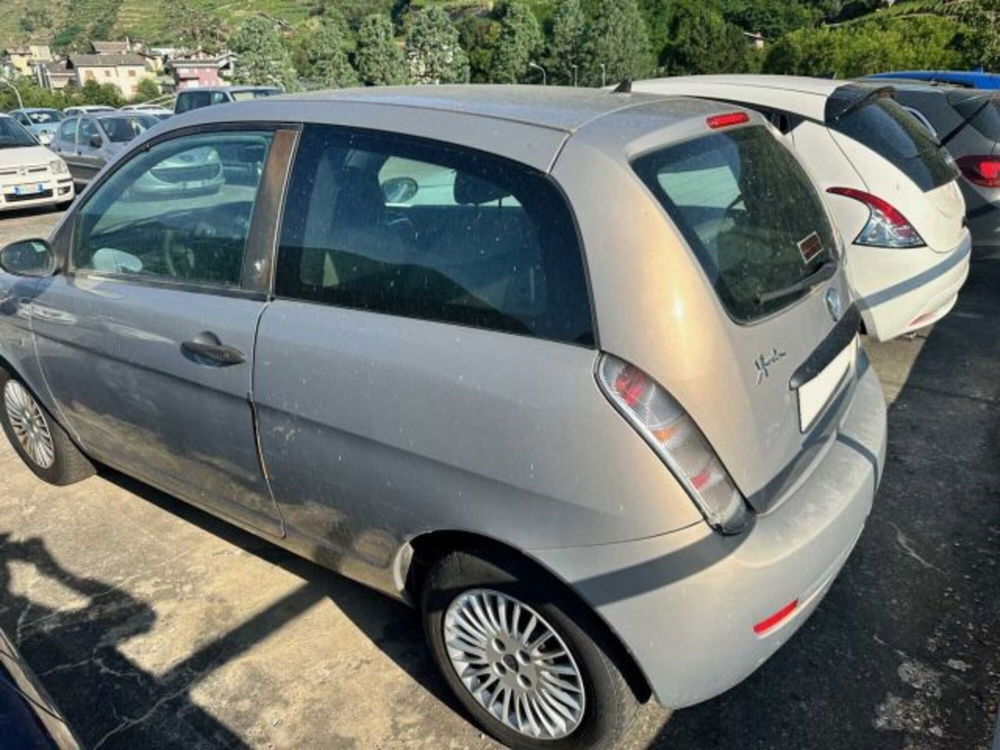 Lancia Ypsilon usata a Sondrio (2)