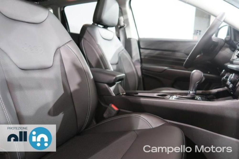 Jeep Compass nuova a Venezia (15)