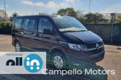 Volkswagen Veicoli Commerciali Caravelle 2.0 TDI 110CV PC Trendline  del 2023 usata a Venezia