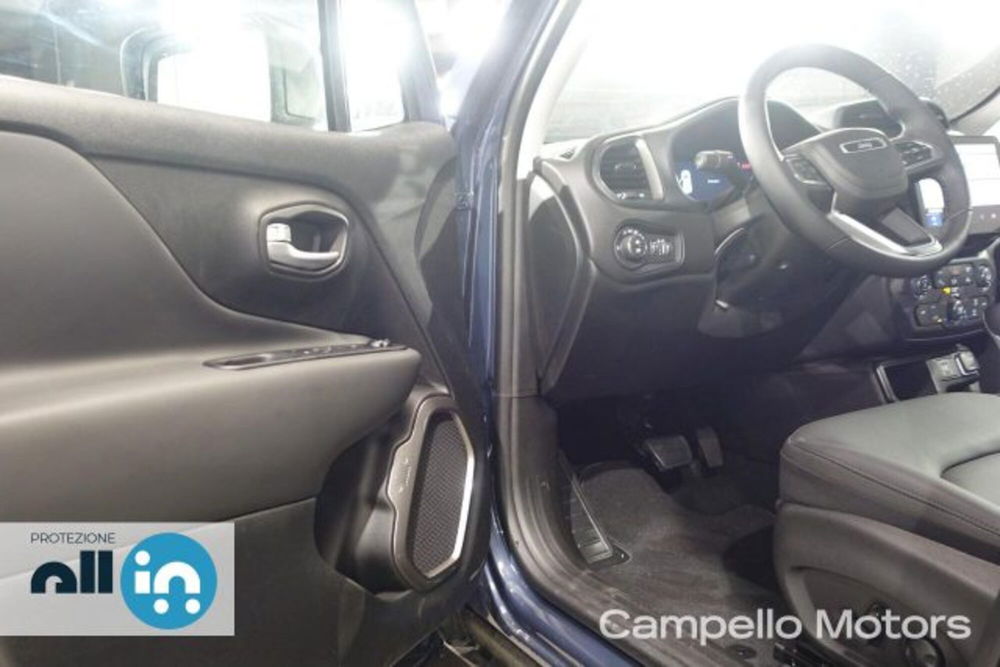 Jeep Renegade nuova a Venezia (16)