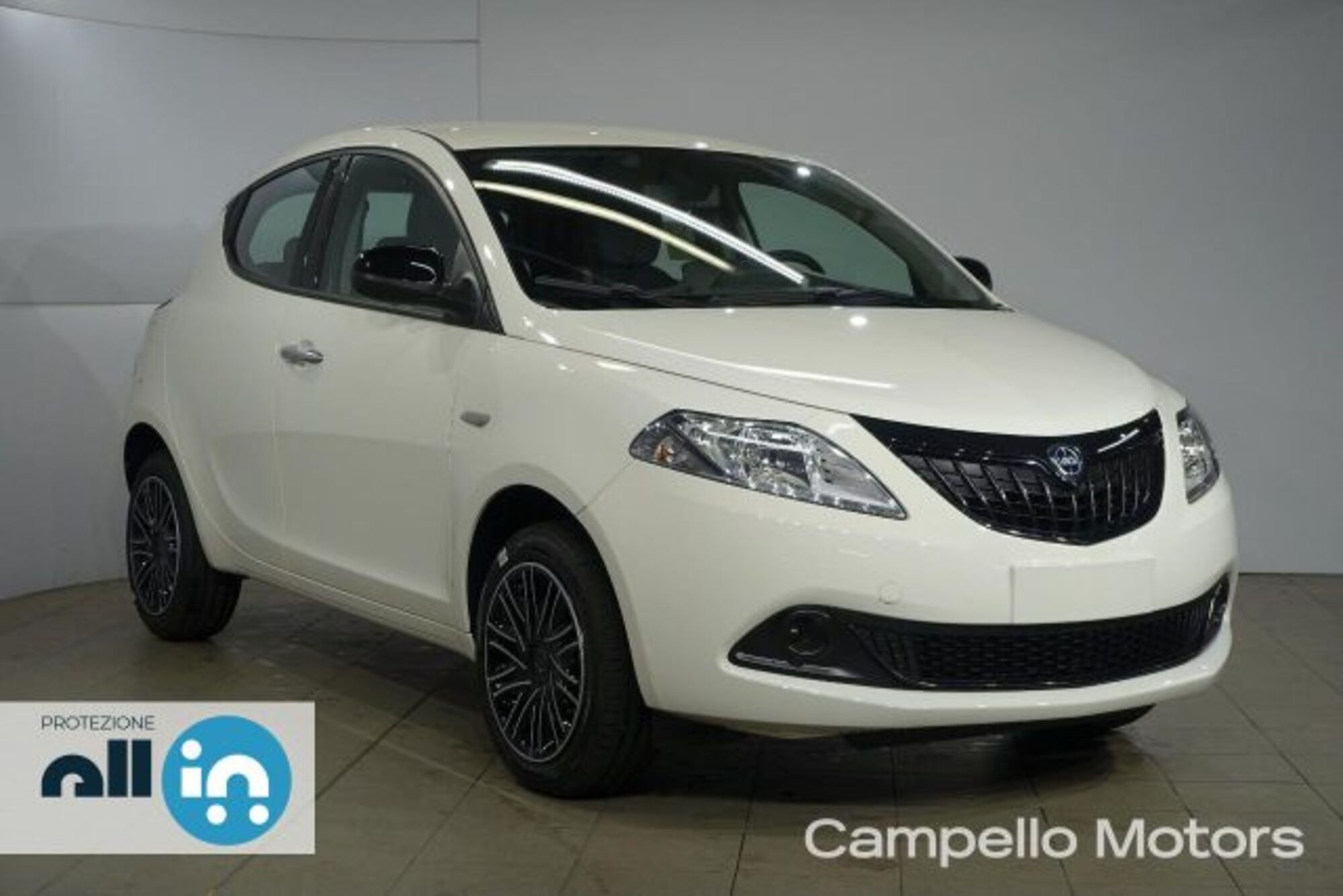 Lancia Ypsilon 1.0 FireFly 5 porte S&amp;S Hybrid Ecochic Silver  nuova a Venezia