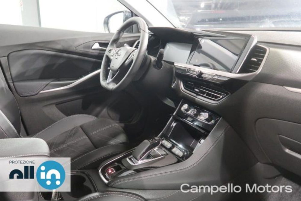 Opel Grandland X nuova a Venezia (14)