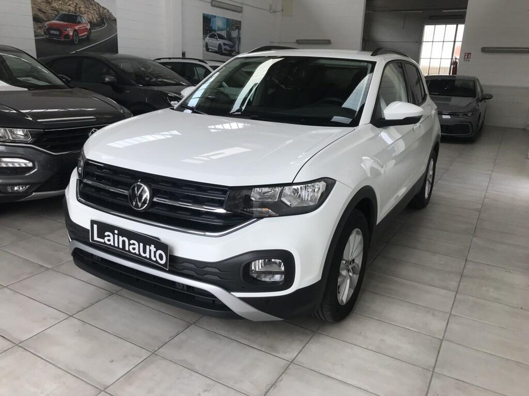 Volkswagen T-Cross 1.0 TSI 110 CV DSG Style del 2021 usata a Lainate