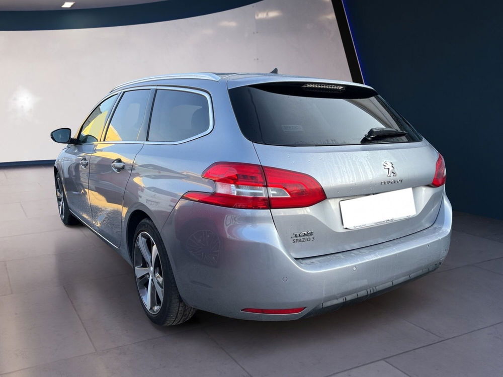 Peugeot 308 SW usata a Torino (4)