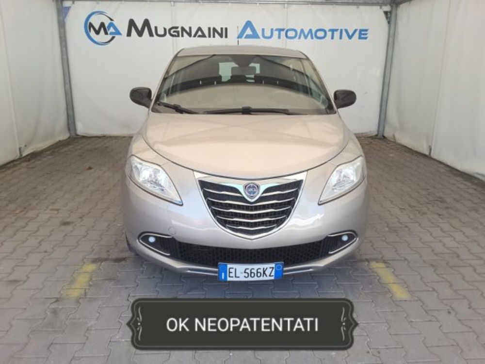 Lancia Ypsilon usata a Firenze