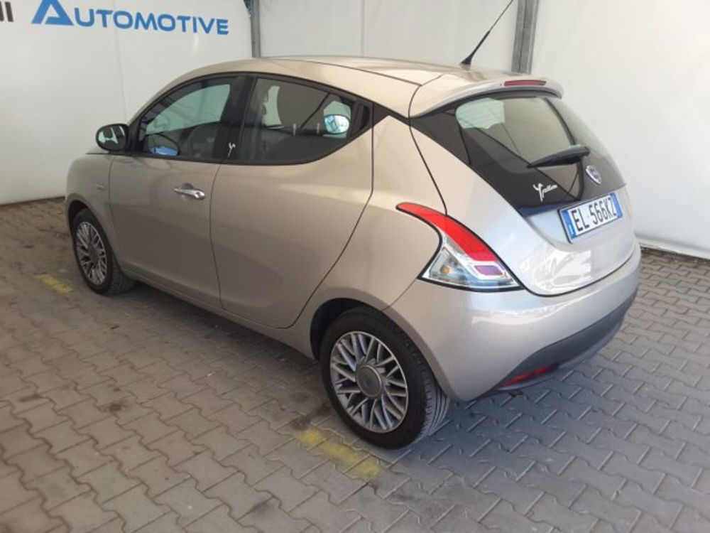 Lancia Ypsilon usata a Firenze (11)