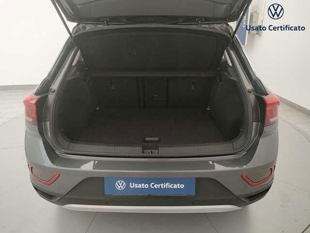 Volkswagen T-Roc usata a Varese (9)