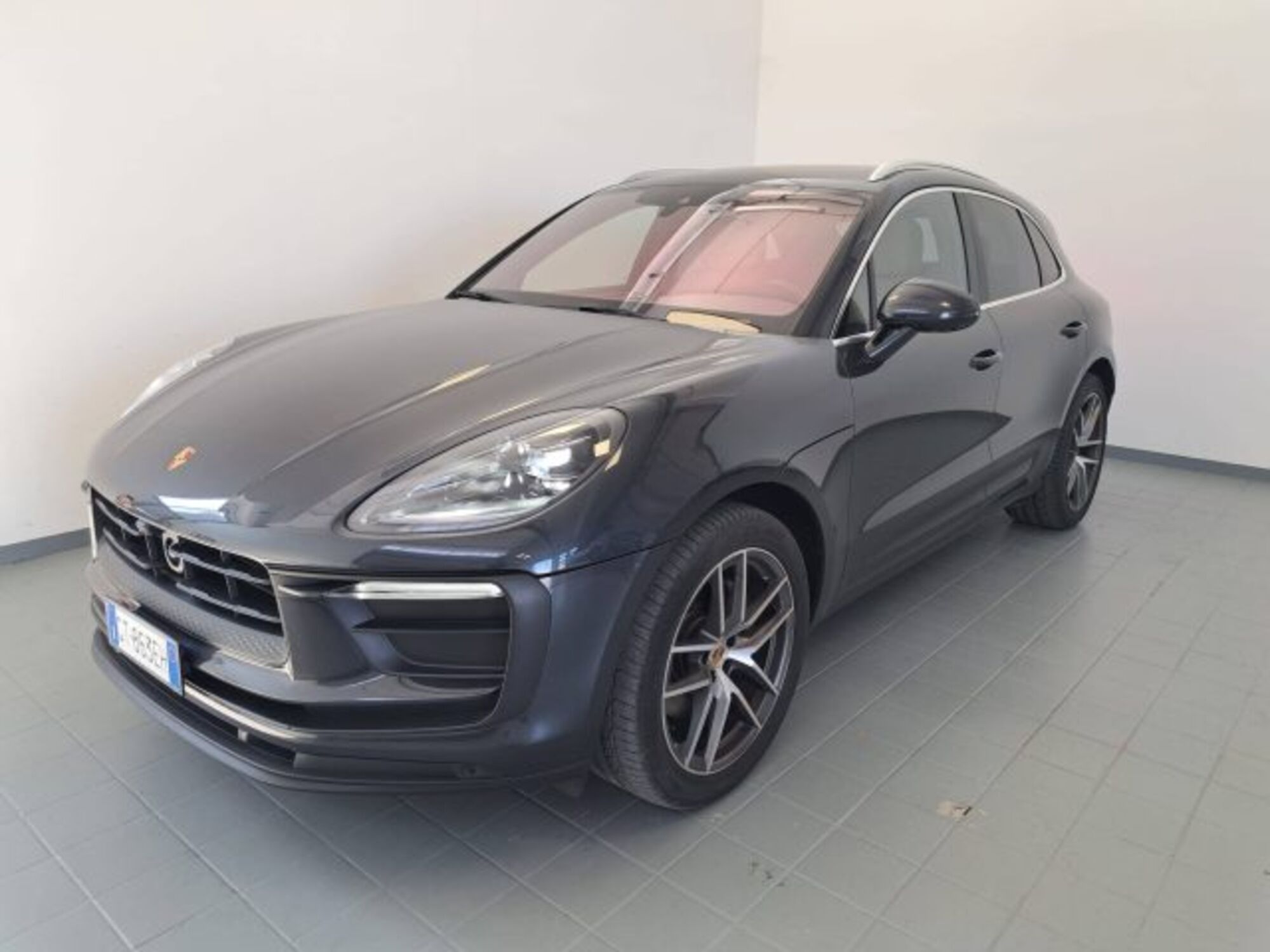 Porsche Macan 2.0 265cv pdk del 2021 usata a Mosciano Sant&#039;Angelo