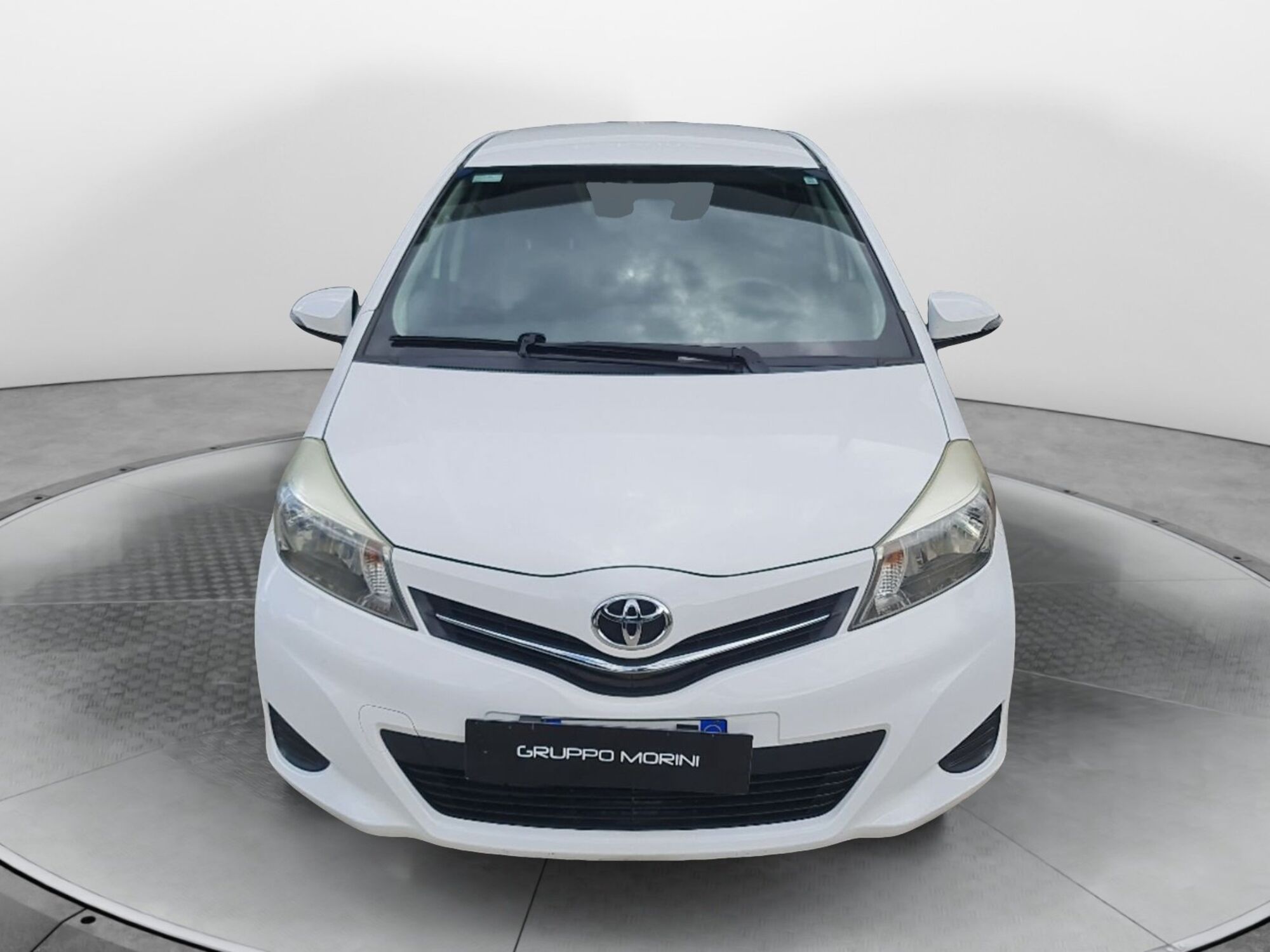 Toyota Yaris 1.D-4D 5 porte Active  del 2014 usata a Imola