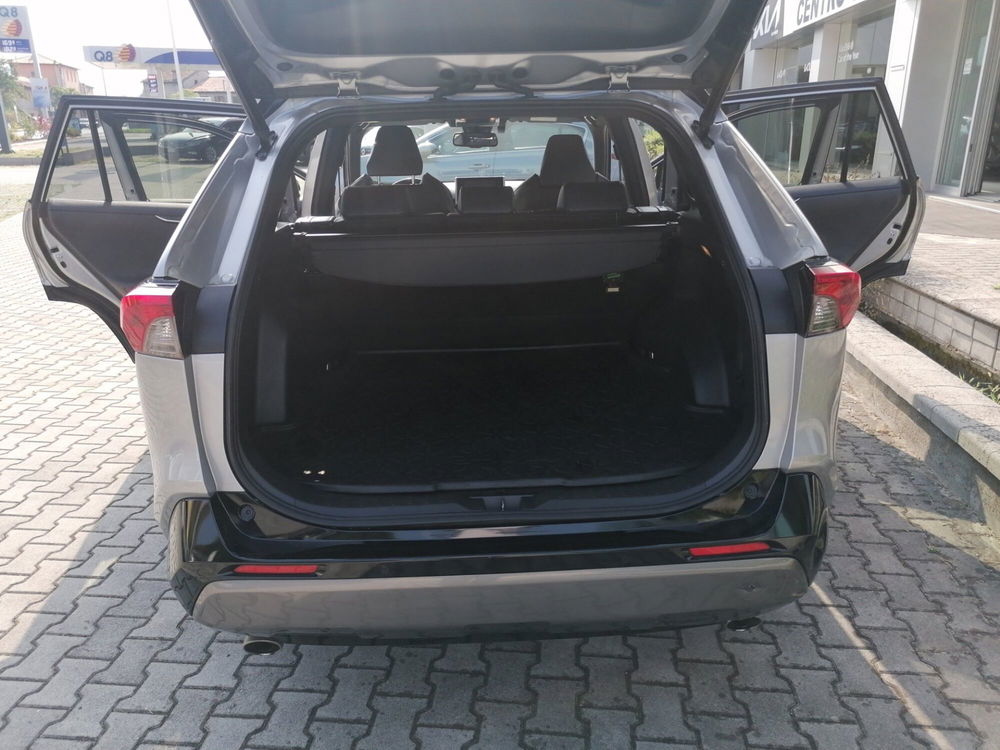 Toyota Rav4 usata a Brescia (7)