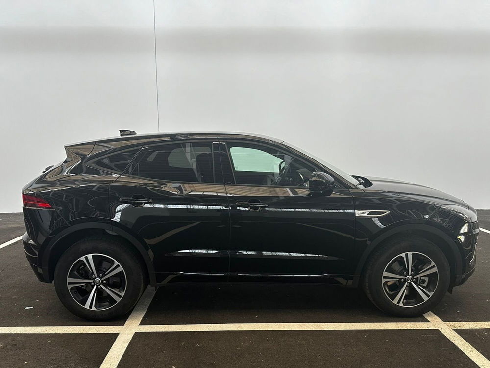 Jaguar E-Pace usata a Milano (6)