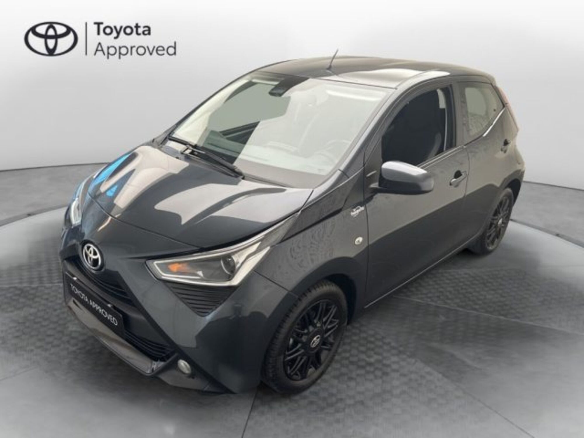 Toyota Aygo Connect 1.0 VVT-i 72 CV 5 porte x-fun del 2021 usata a Cuneo