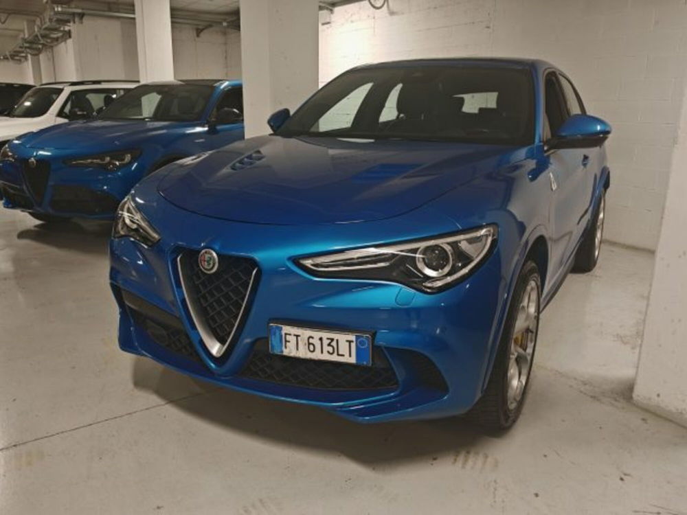 Alfa Romeo Stelvio usata a Torino (2)