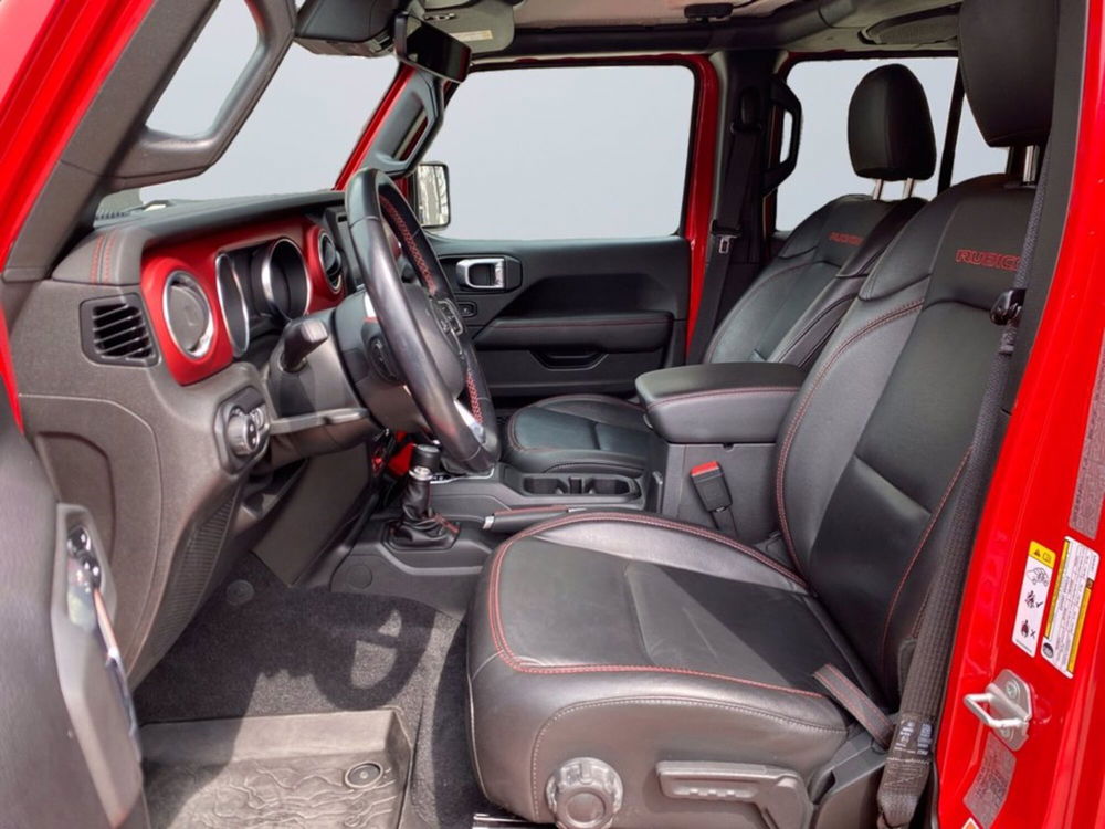 Jeep Wrangler Unlimited usata a Milano (9)