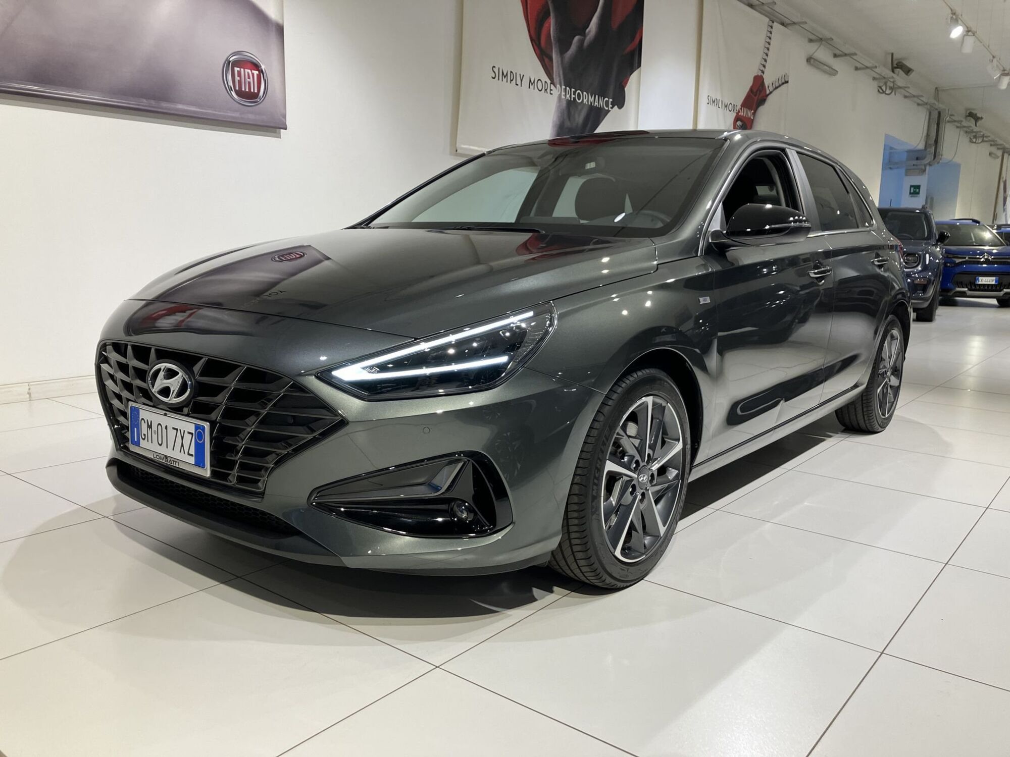 Hyundai i30 Fastback 1.0 T-GDI iMT 48V Prime del 2023 usata a Fornovo di Taro