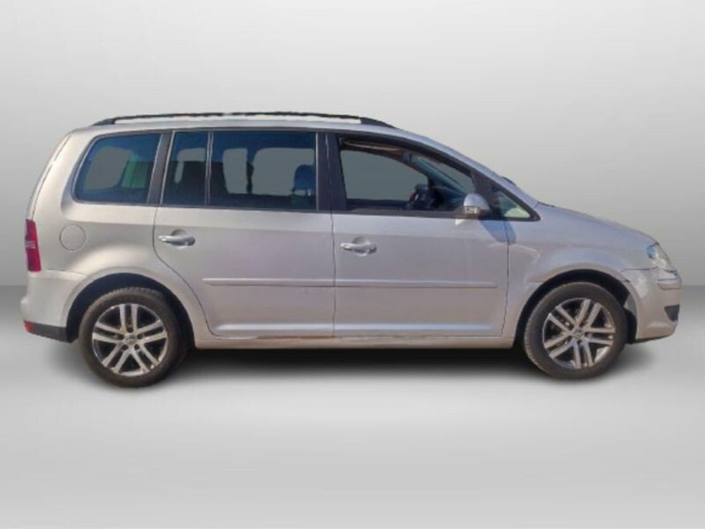 Volkswagen Touran usata a Sondrio (6)