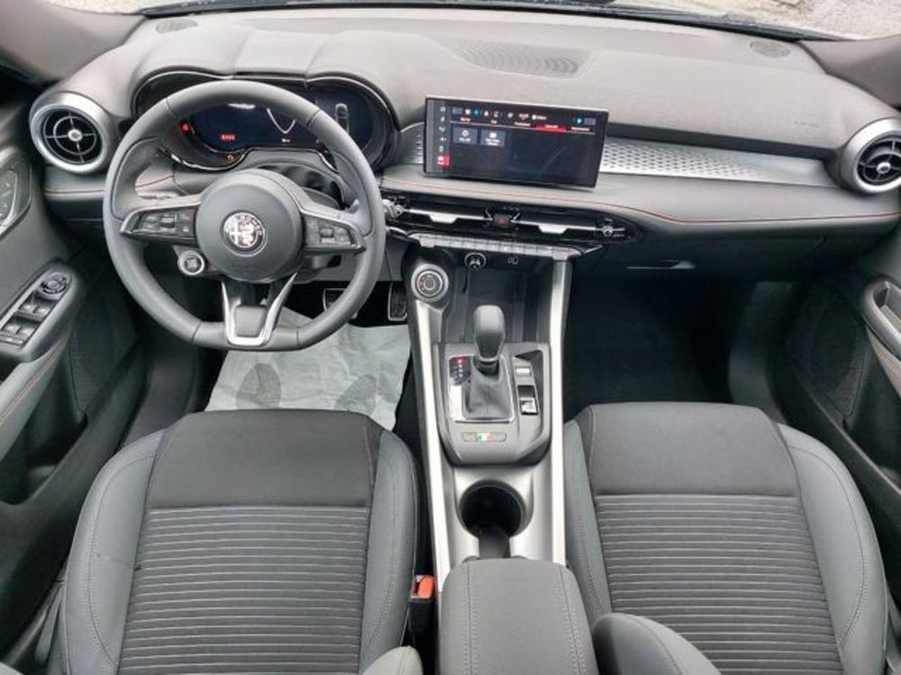 Alfa Romeo Tonale nuova a Padova (8)