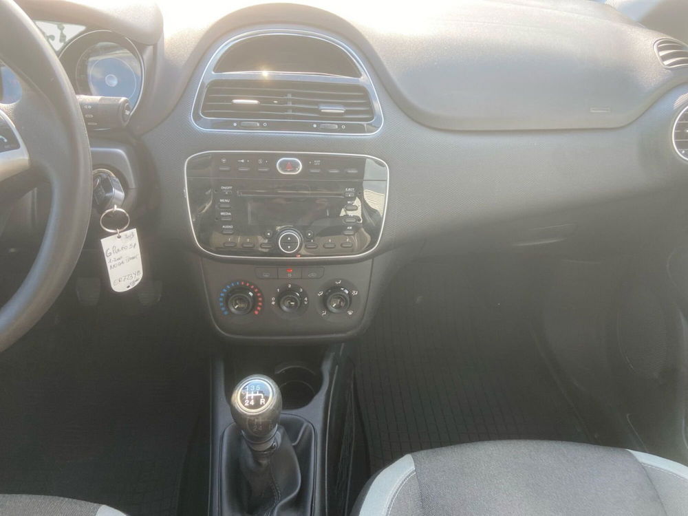 Fiat Punto usata a Pordenone (11)