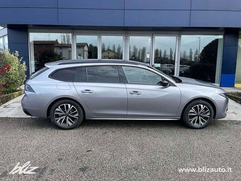 Peugeot 508 SW nuova a Udine (4)