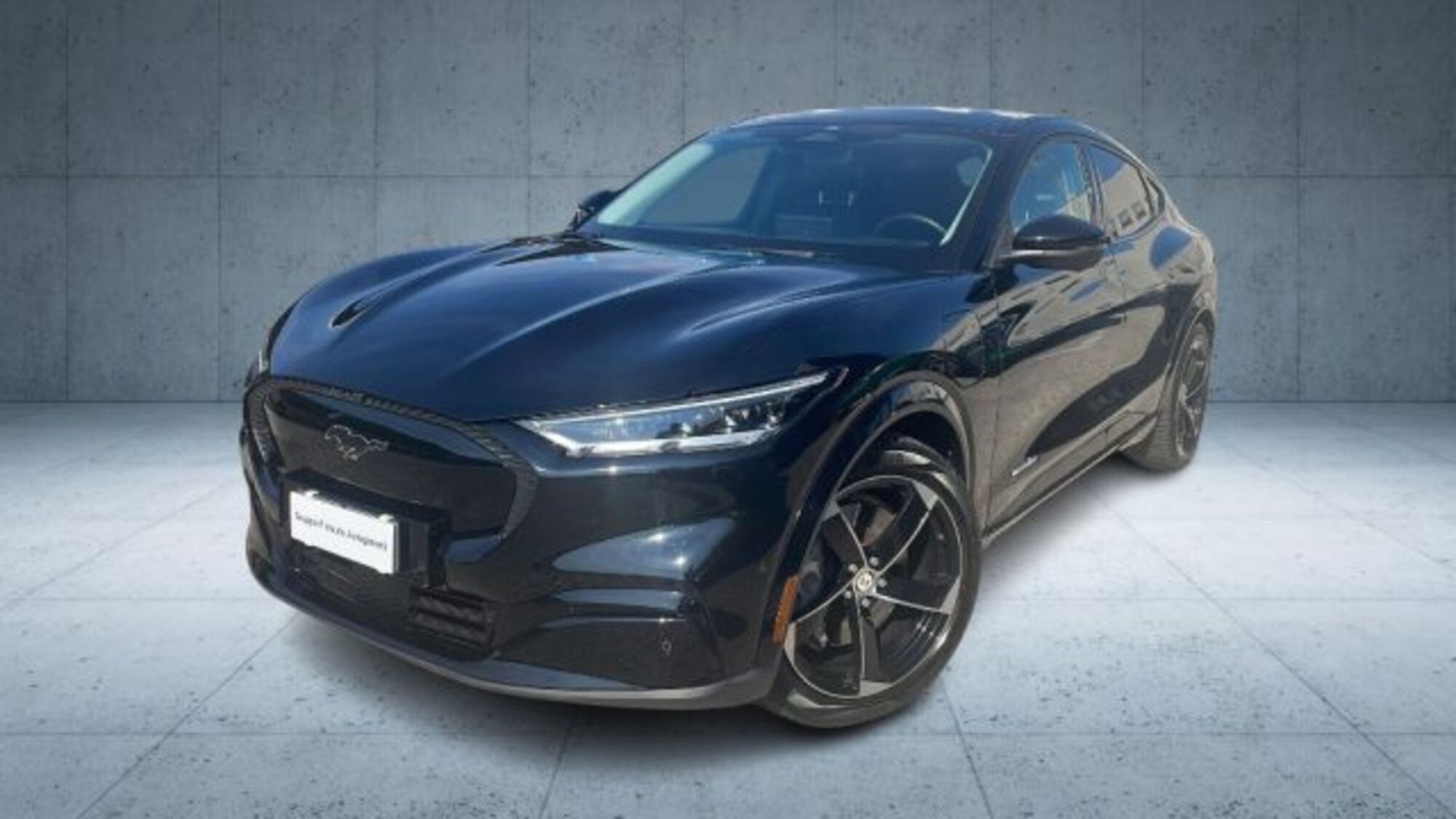 Ford Mustang Mach-E Extended 294CV del 2021 usata a Verona