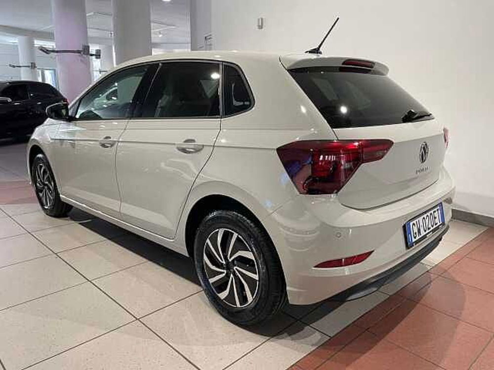 Volkswagen Polo nuova a Genova (3)