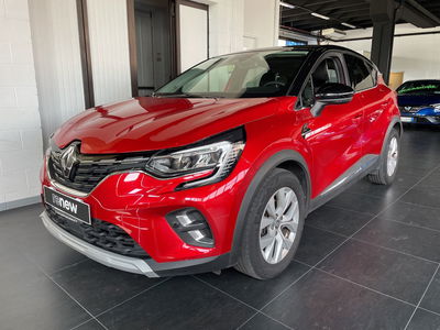 Renault Captur Plug-in Hybrid E-Tech 160 CV Intens  del 2021 usata a Saronno