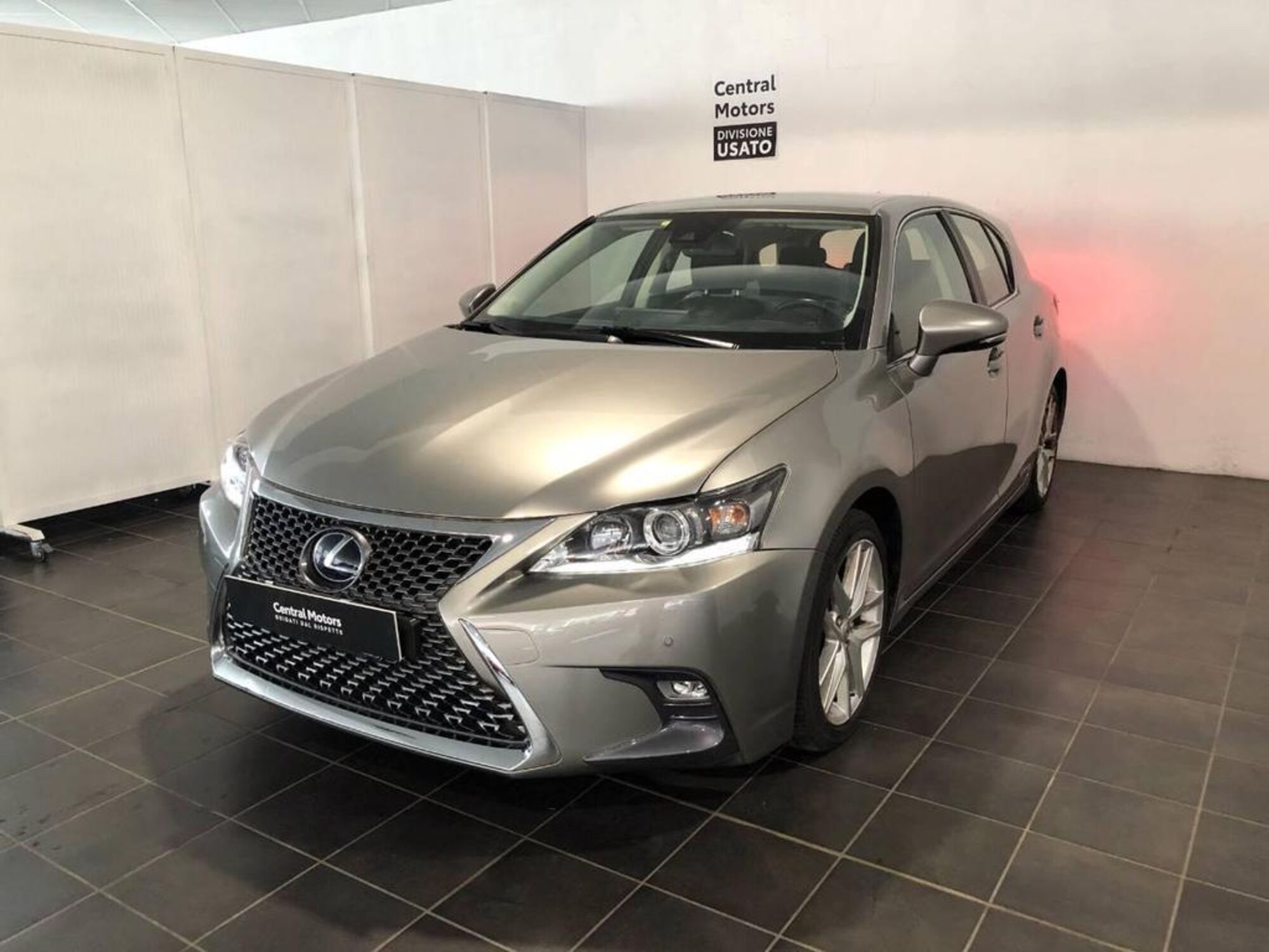 Lexus CT Hybrid Executive  del 2019 usata a Torino