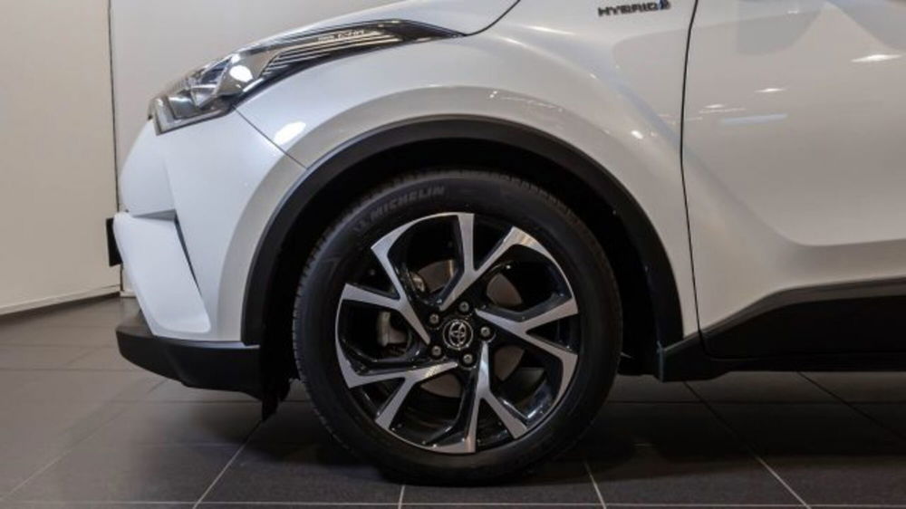 Toyota Toyota C-HR usata a Padova (13)