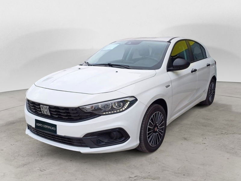 Fiat Tipo Tipo 1.0 5 porte  del 2023 usata a Bari