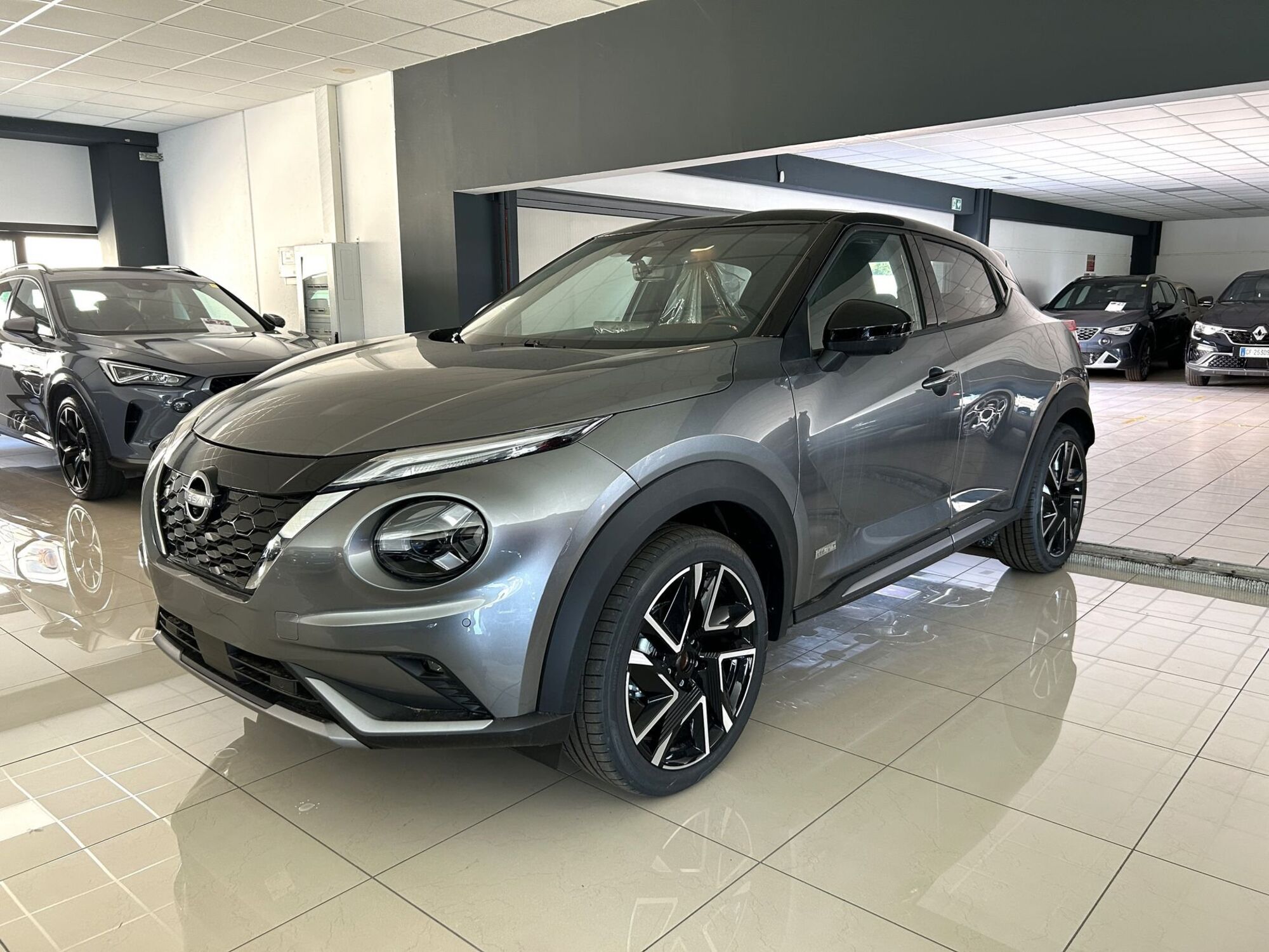 Nissan Juke 1.6 hev N-Design nuova a Ferrara