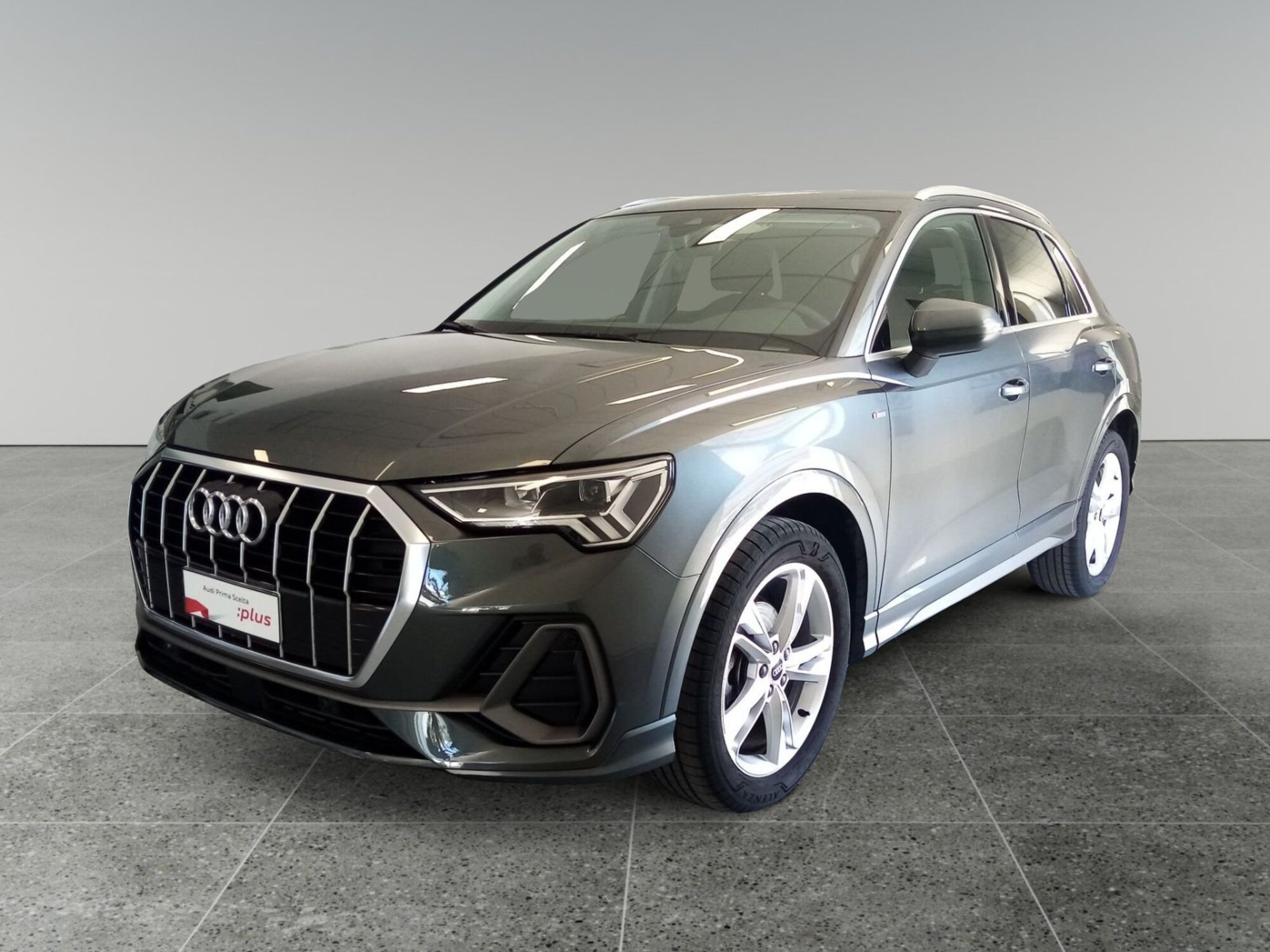 Audi Q3 Sportback 35 TDI quattro S tronic S line edition  del 2023 usata a Triggiano