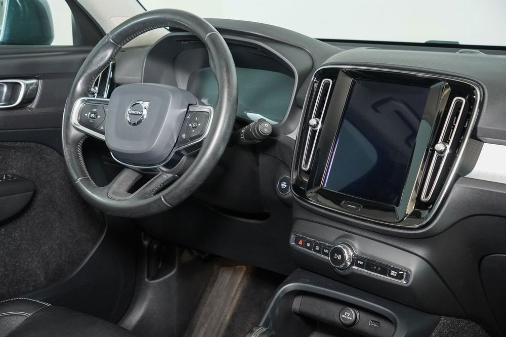 Volvo XC40 usata a Perugia (13)