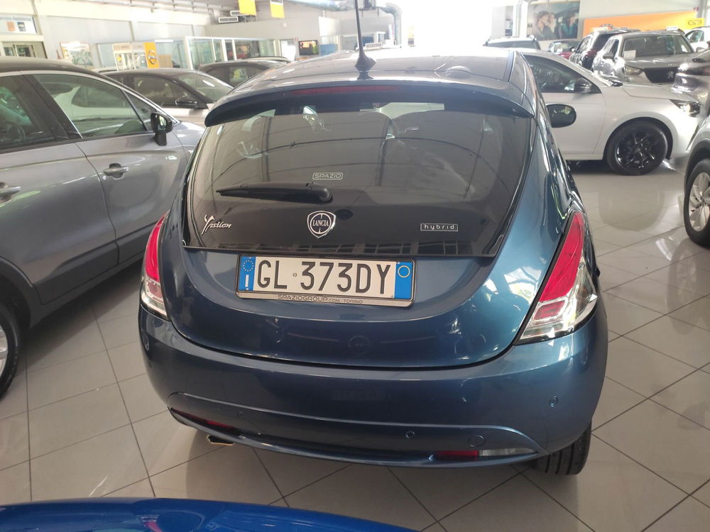 Lancia Ypsilon usata a Prato (6)