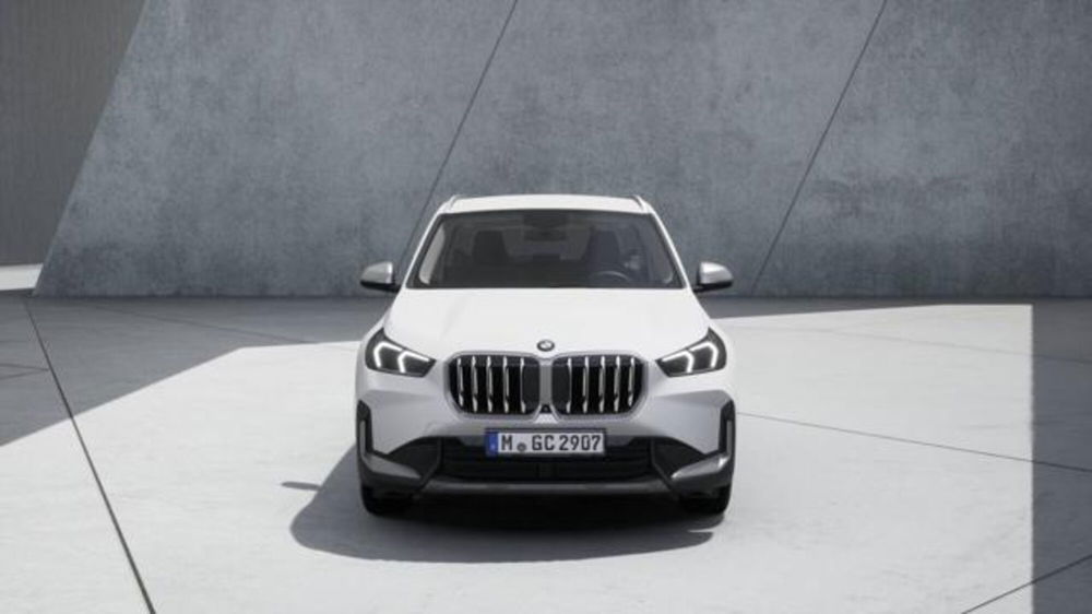 BMW X1 nuova a Modena (3)