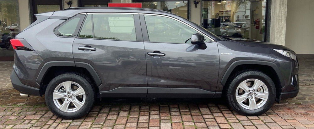 Toyota Rav4 usata a Lecco (7)