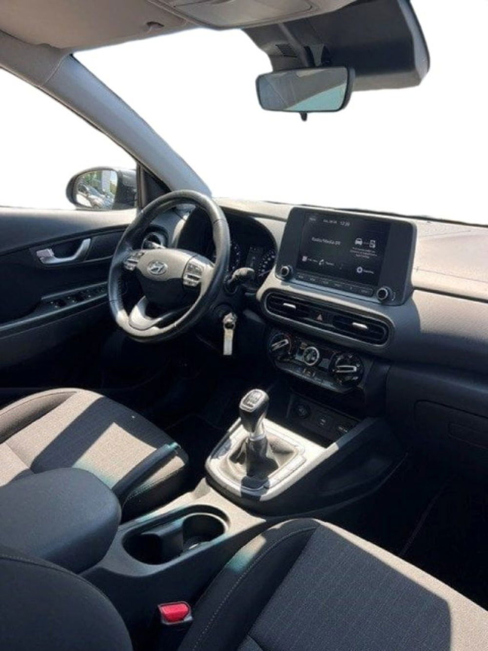 Hyundai Kona usata a Reggio Calabria (13)