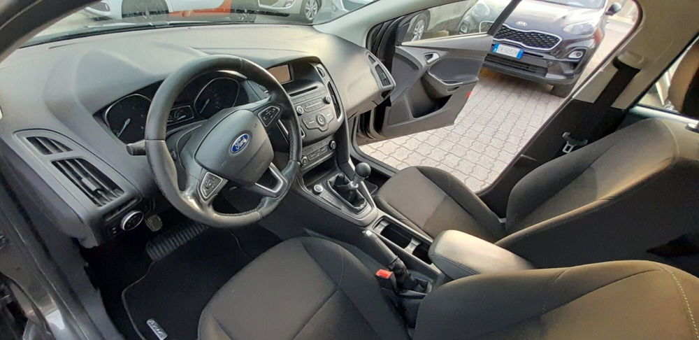 Ford Focus Station Wagon usata a Cosenza (11)