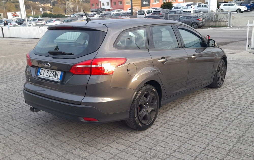 Ford Focus Station Wagon usata a Cosenza (5)