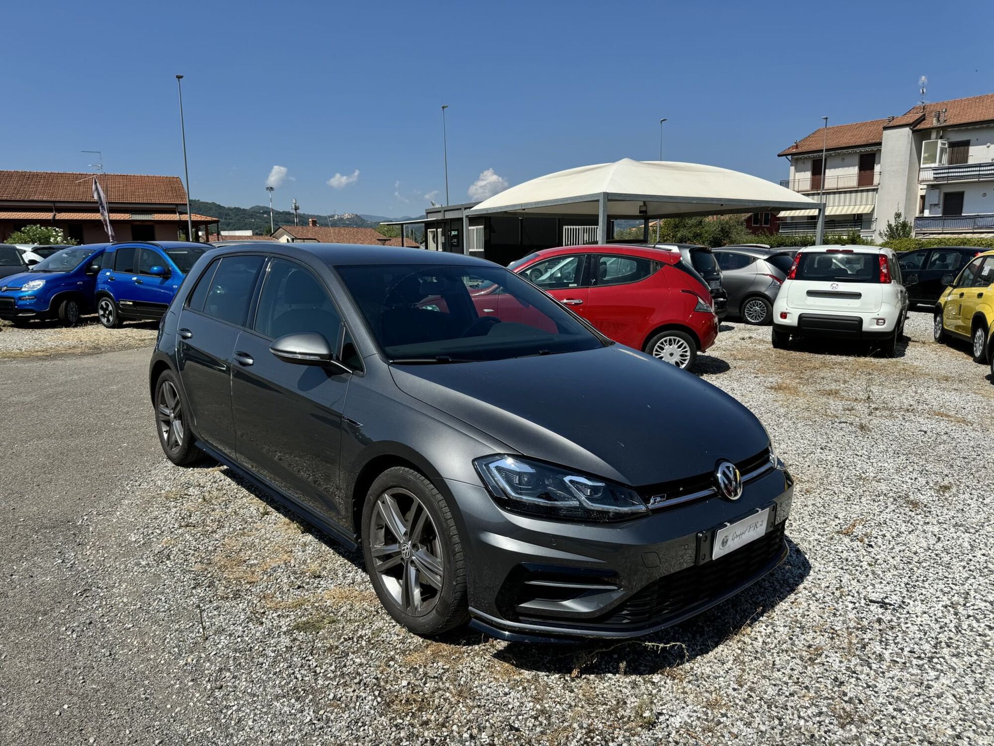 Volkswagen Golf 1.6 TDI 115 CV DSG 5p. Highline BlueMotion Technology  del 2018 usata a La Spezia