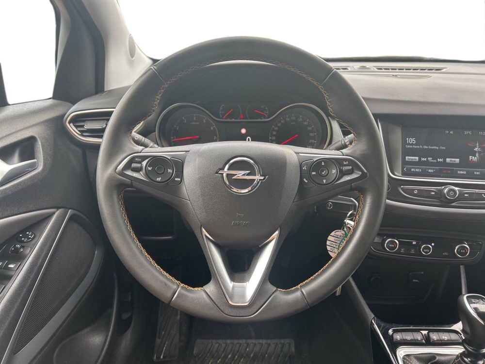 Opel Crossland X usata a Siena (18)