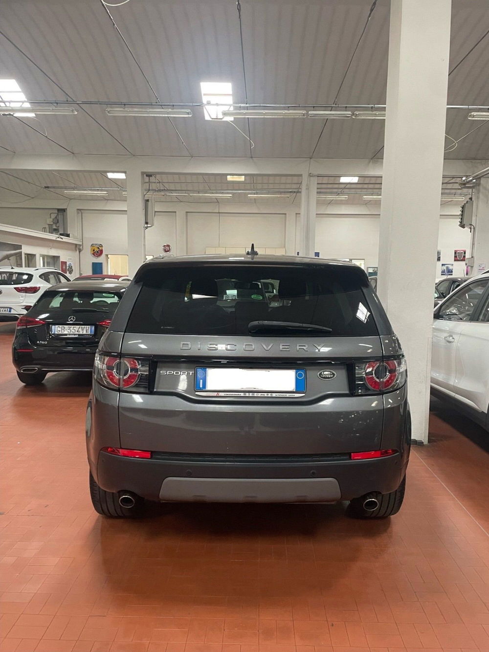 Land Rover Discovery Sport usata a Lucca (6)