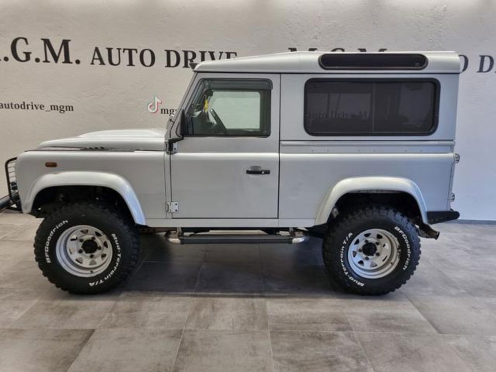 Land Rover Defender usata a Como (2)