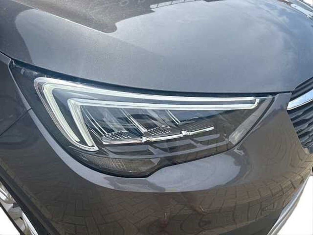 Opel Crossland X usata a Siena (9)